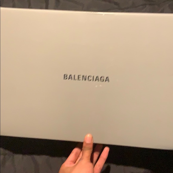 Balenciaga’s - Picture 5 of 5